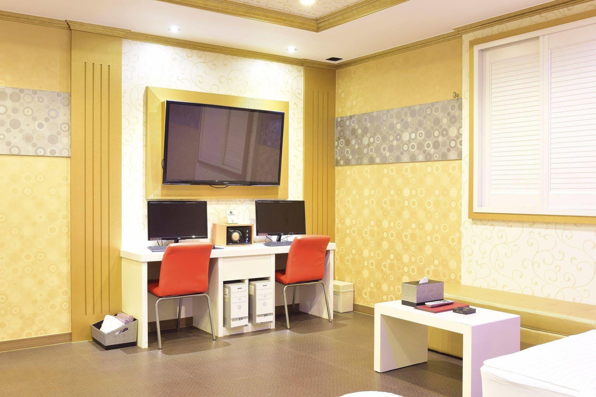 Motel Vovtel Pusan Exteriér fotografie