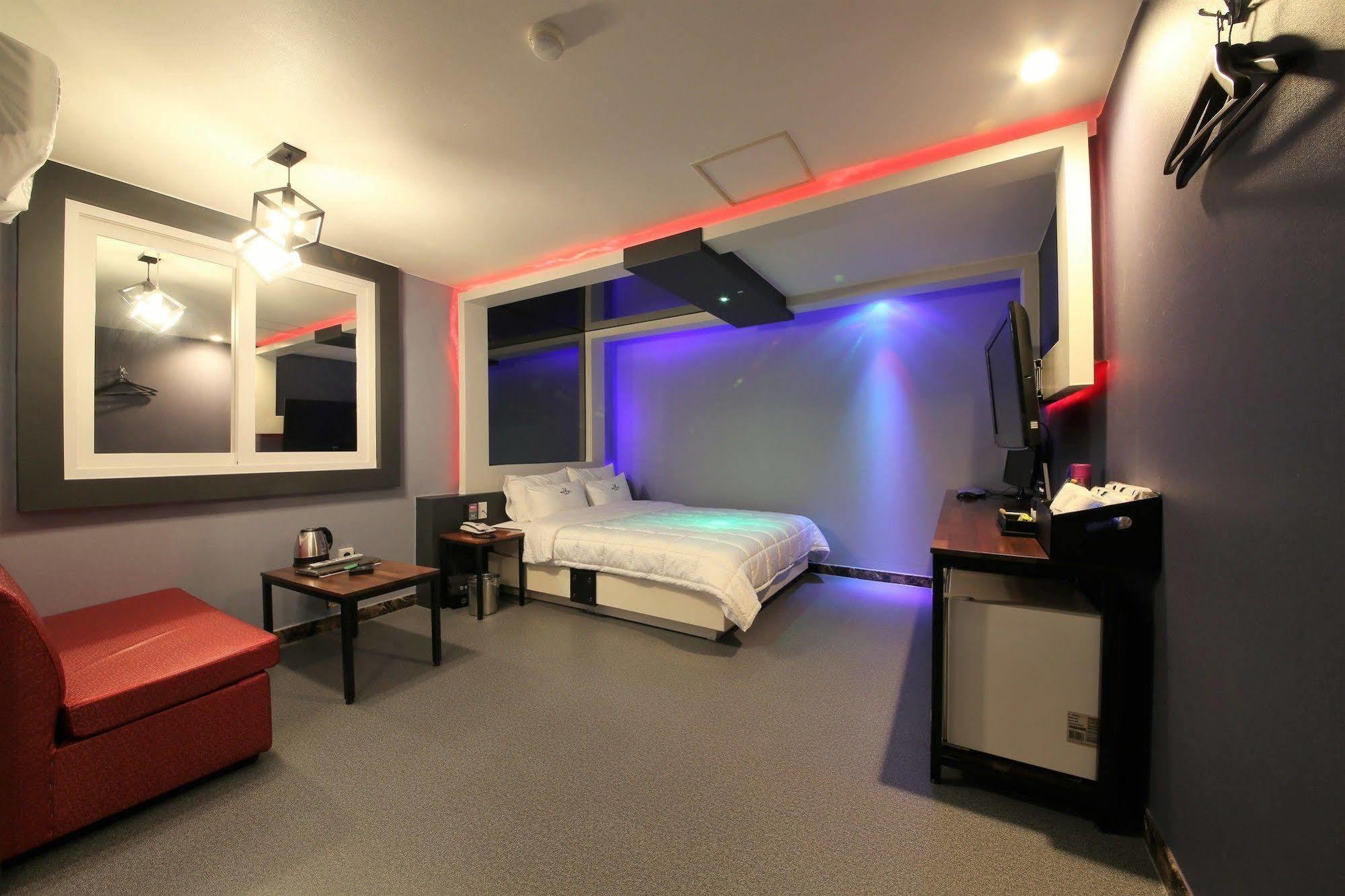 Motel Vovtel Pusan Exteriér fotografie